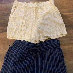 Banana Republic Shorts size Large bundle